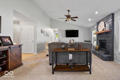 7450 Cobblestone East Drive Indianapolis IN 46236