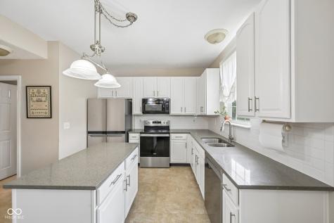 7649 Cherryberry Drive Indianapolis IN 46239