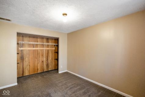 9852 N Woodland Drive Mooresville IN 46158