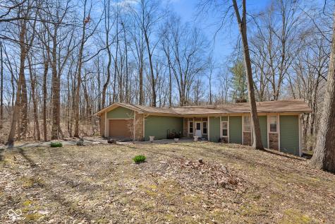 9852 N Woodland Drive Mooresville IN 46158