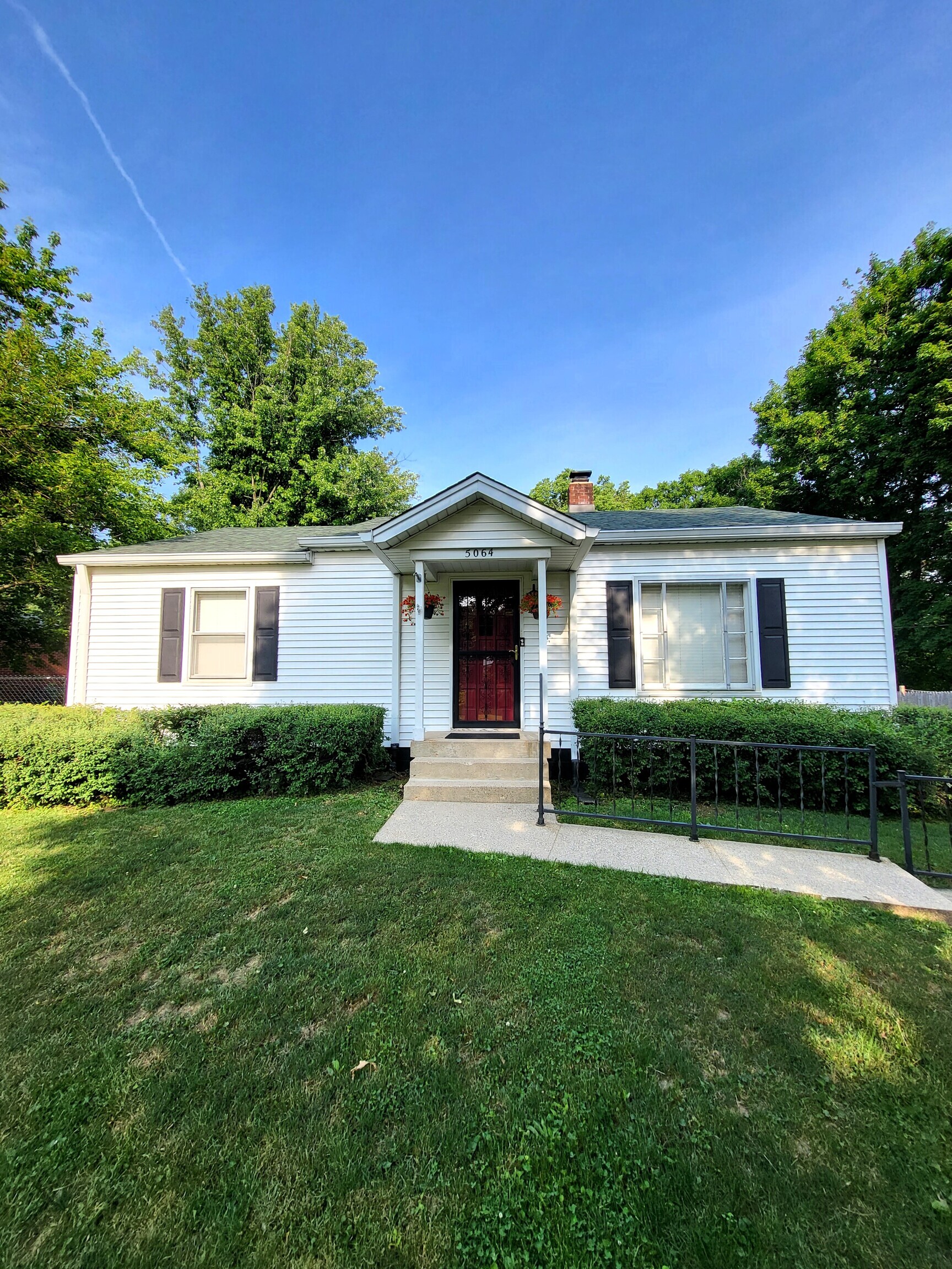 5064 Manker Street Indianapolis IN 46227