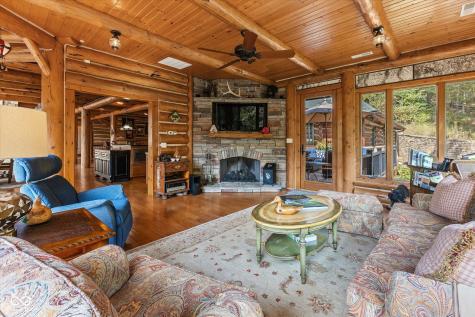 7839 W Bellsville Pike Nashville IN 47448
