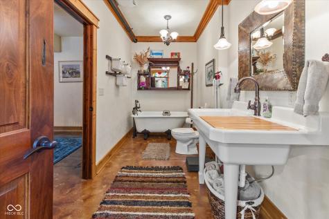 7839 W Bellsville Pike Nashville IN 47448