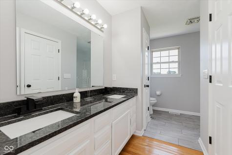 11825 Brocken Way Indianapolis IN 46229