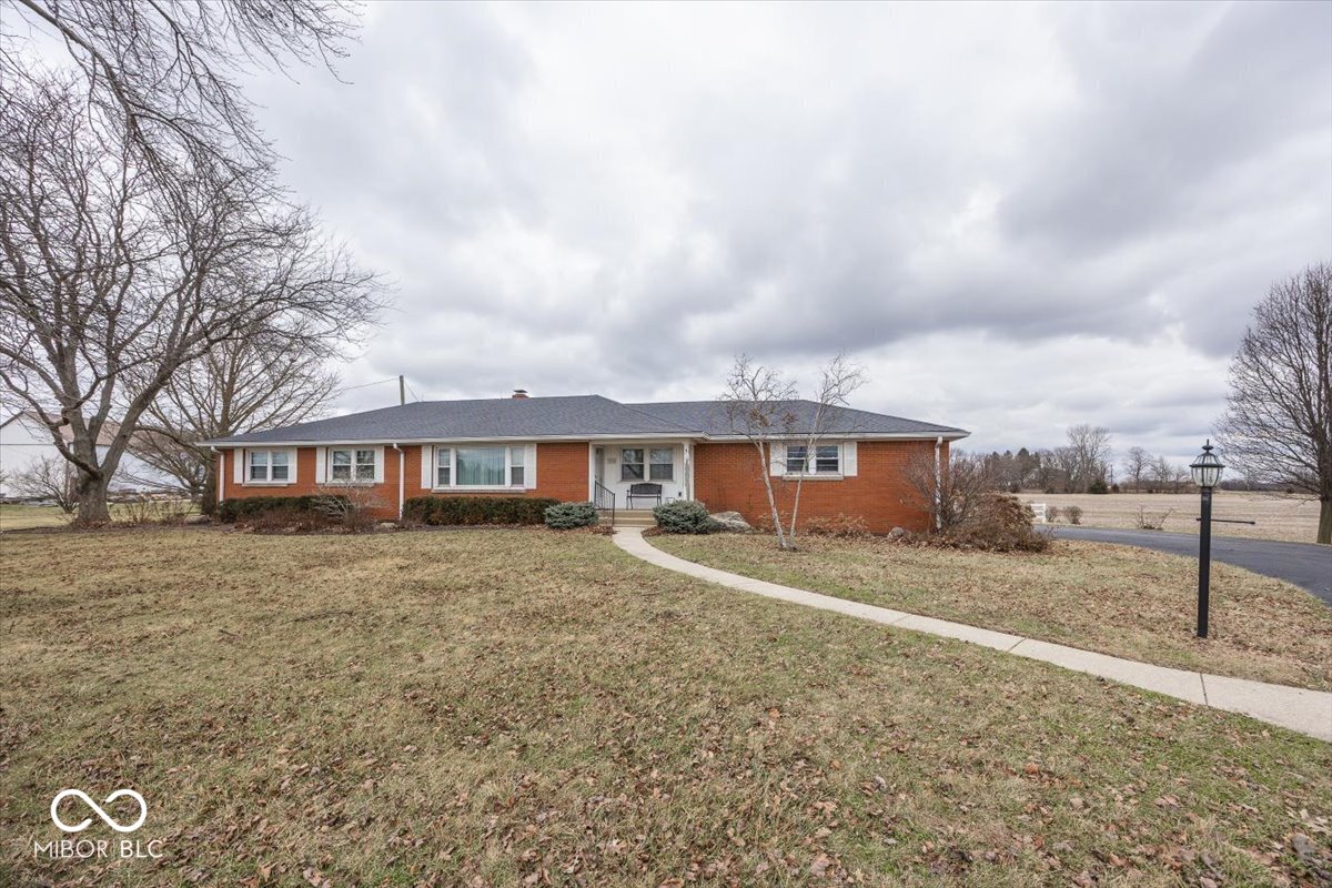 7838 W Us Highway 52 New Palestine IN 46163