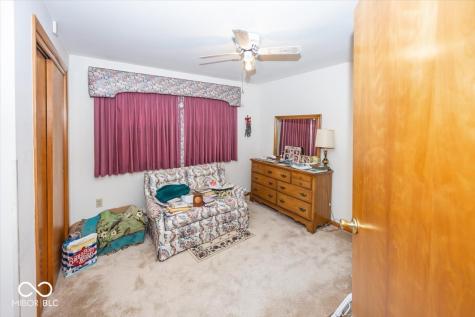7838 W Us Highway 52 New Palestine IN 46163