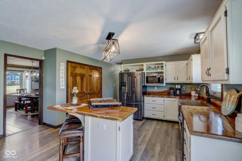 4940 Sundance Trail Indianapolis IN 46239