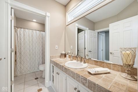 7436 Glenvista Place Fishers IN 46038