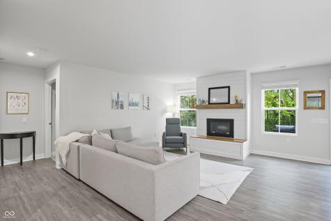 17982 Ranger Way Westfield IN 46074