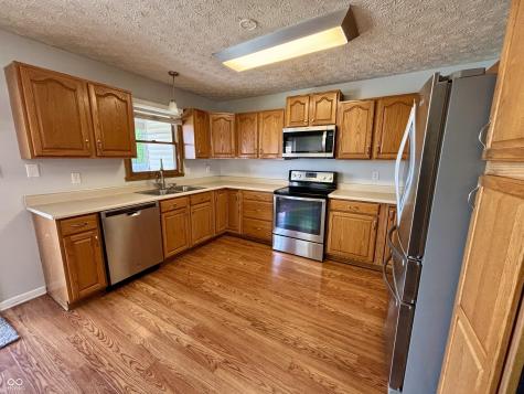 465 Polk Manor Drive Greenwood IN 46143