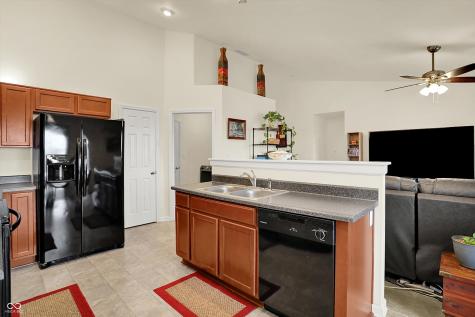 2546 Bridlewood Drive Franklin IN 46131