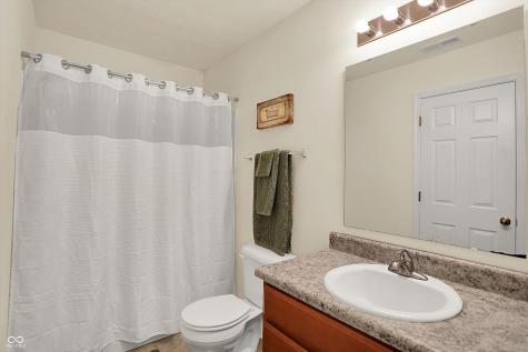 2546 Bridlewood Drive Franklin IN 46131