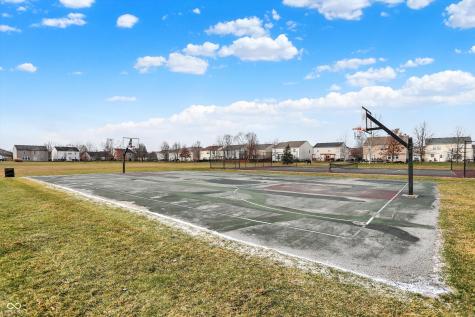 2546 Bridlewood Drive Franklin IN 46131