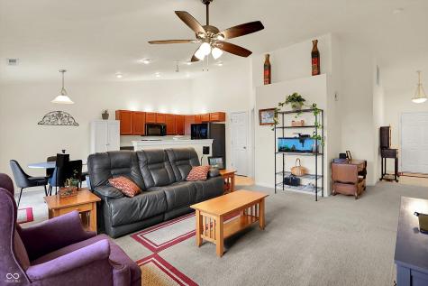 2546 Bridlewood Drive Franklin IN 46131