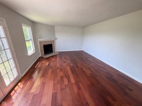 2219 Rolling Oak Drive Indianapolis IN 46214