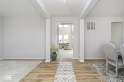 6609 N Dogwood Drive Mccordsville IN 46055