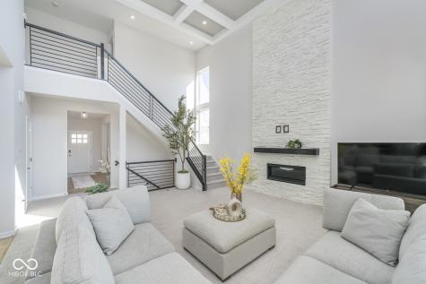 6609 N Dogwood Drive Mccordsville IN 46055