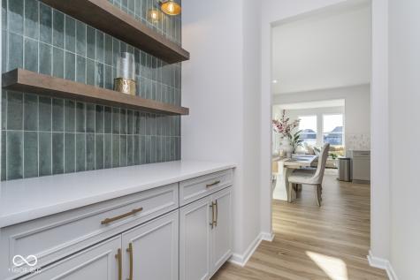 6609 N Dogwood Drive Mccordsville IN 46055