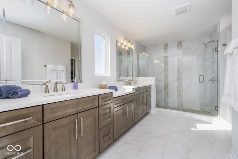 6609 N Dogwood Drive Mccordsville IN 46055