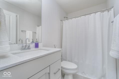 6609 N Dogwood Drive Mccordsville IN 46055