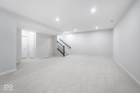 6609 N Dogwood Drive Mccordsville IN 46055