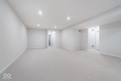 6609 N Dogwood Drive Mccordsville IN 46055