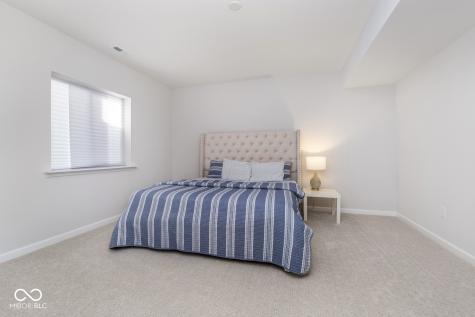 6609 N Dogwood Drive Mccordsville IN 46055