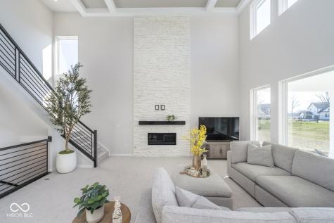 6609 N Dogwood Drive Mccordsville IN 46055