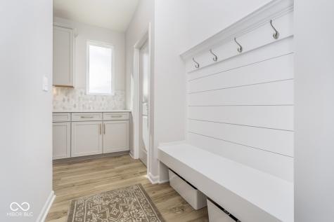 6609 N Dogwood Drive Mccordsville IN 46055