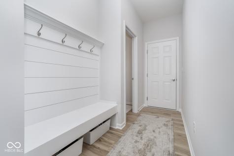 6609 N Dogwood Drive Mccordsville IN 46055