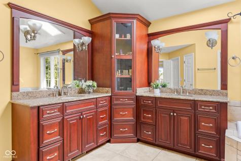 14408 Whisper Wind Drive Carmel IN 46032