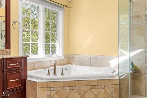 14408 Whisper Wind Drive Carmel IN 46032