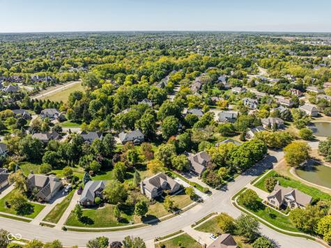 14408 Whisper Wind Drive Carmel IN 46032