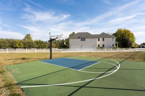 14408 Whisper Wind Drive Carmel IN 46032