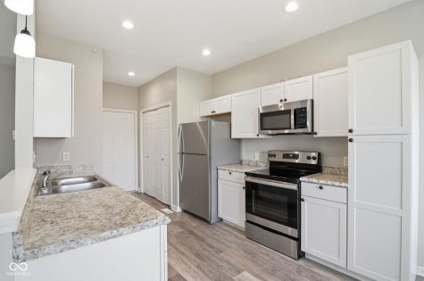 1726 River Shore Parkway Indianapolis IN 46208