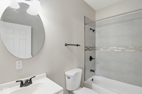 1726 River Shore Parkway Indianapolis IN 46208