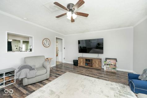 5469 W Village Drive New Palestine IN 46163
