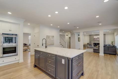 8023 Heyward Drive Indianapolis IN 46250
