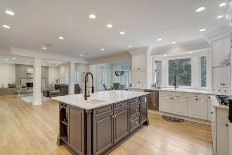 8023 Heyward Drive Indianapolis IN 46250