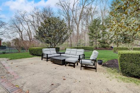 8023 Heyward Drive Indianapolis IN 46250