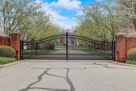 8023 Heyward Drive Indianapolis IN 46250