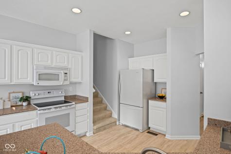 8535 Stark Drive Indianapolis IN 46216