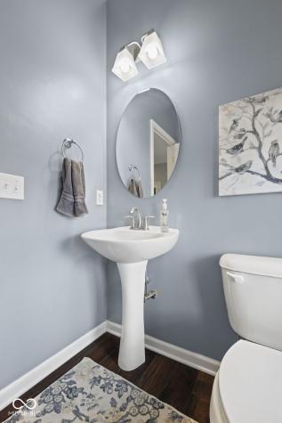10283 Sinndar Lane Fishers IN 46040