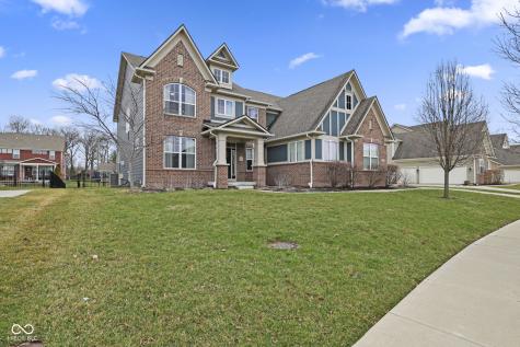 10283 Sinndar Lane Fishers IN 46040
