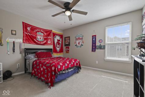 10283 Sinndar Lane Fishers IN 46040