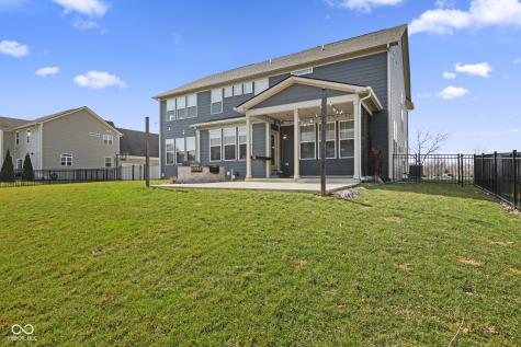 10283 Sinndar Lane Fishers IN 46040