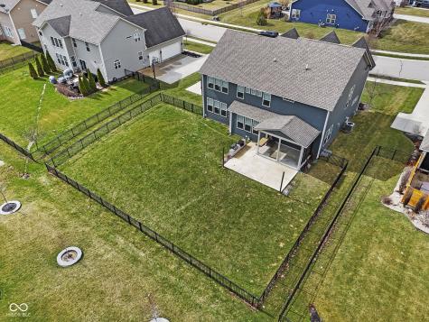 10283 Sinndar Lane Fishers IN 46040