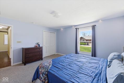 8311 Chateaugay Drive Indianapolis IN 46217