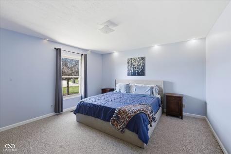 8311 Chateaugay Drive Indianapolis IN 46217
