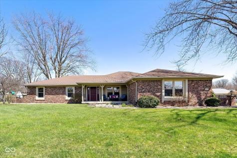 8311 Chateaugay Drive Indianapolis IN 46217